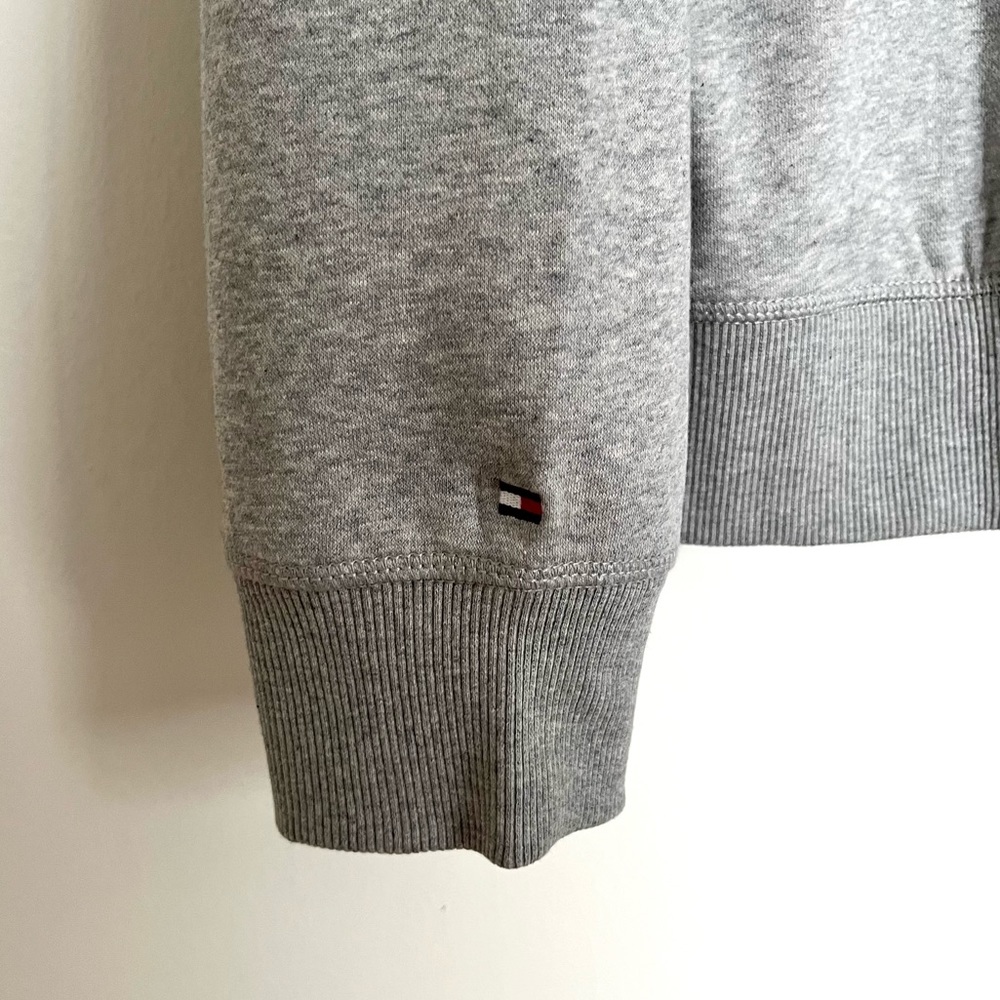Tommy Hilfiger Fleece Crewneck Sweatshirt - Picture 5 of 6